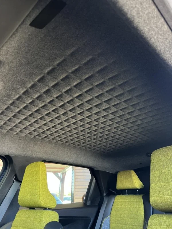 Renault 5 E-Tech 52 kWh Iconic Cinq Autonomia Conforto 23