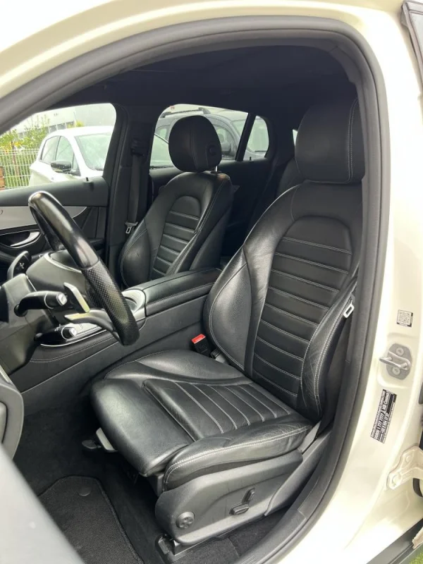 Mercedes-Benz GLC 220 d Coupe 4Matic 9G-TRONIC AMG Line Coupe 6