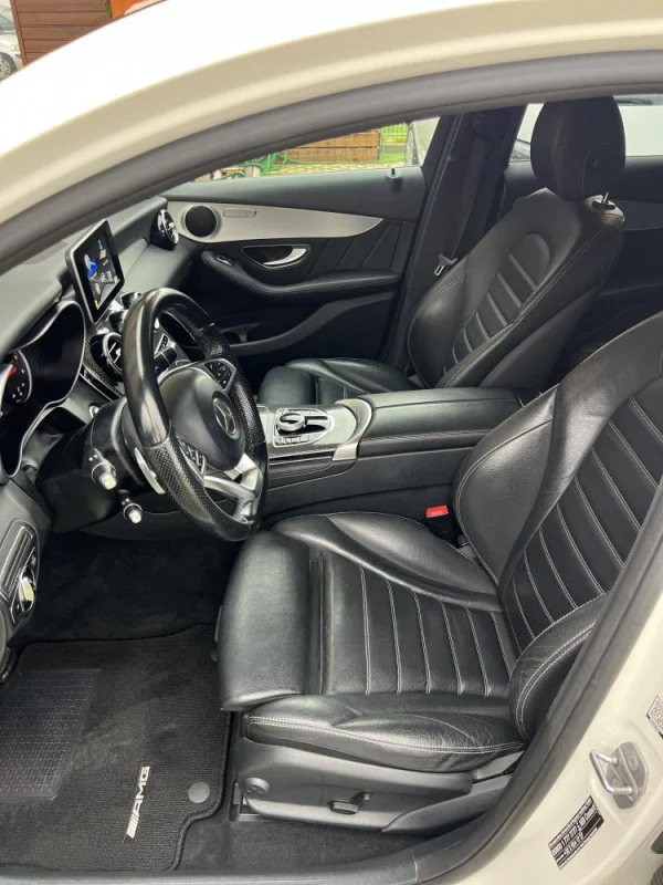 Mercedes-Benz GLC 220 d Coupe 4Matic 9G-TRONIC AMG Line Coupe 7