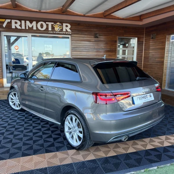 Audi A3 1.6 TDI S-line 4
