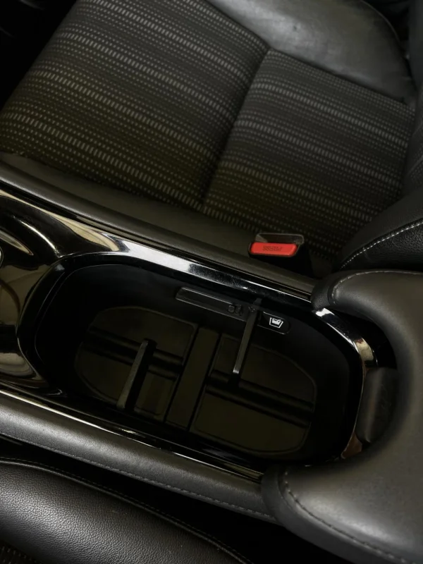 Honda HR-V 1.6 i-DTEC Elegance 18