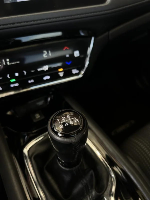 Honda HR-V 1.6 i-DTEC Elegance 21