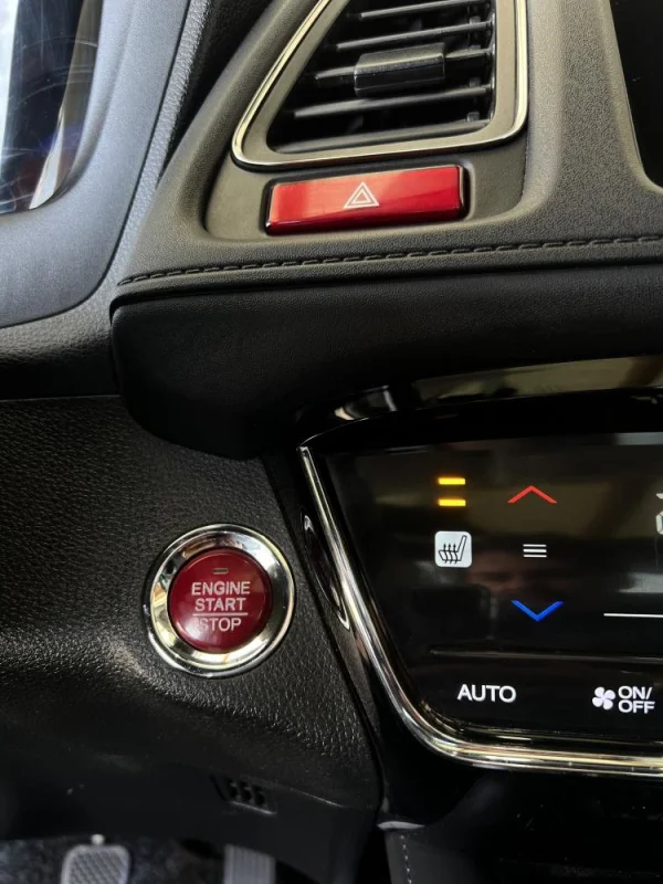 Honda HR-V 1.6 i-DTEC Elegance 24