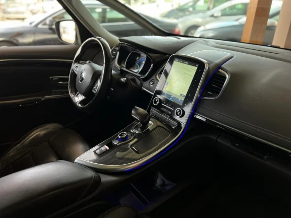 Renault Espace 1.6 dCi Initiale Paris EDC 41