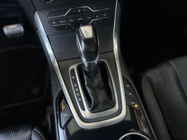 Ford S-Max 2.0 TDCi ST-Line 10