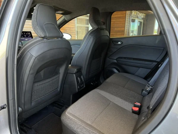 Renault Captur 1.0 TCe Techno Bi-Fuel c/ IVA Dedutivel 15