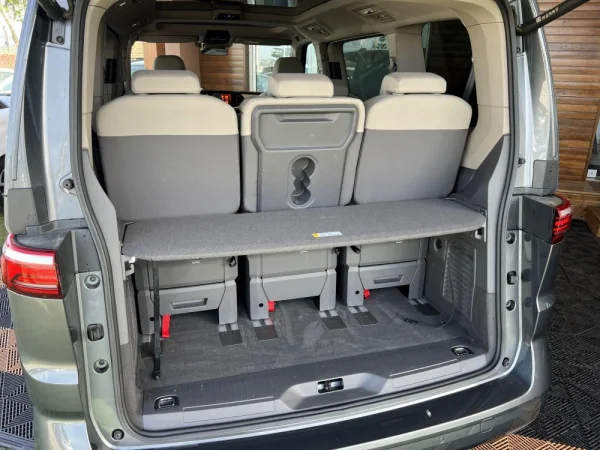 Volkswagen Multivan 1.4 TSI e-Hybrid Life DSG c/ IVA Dedutivel 12
