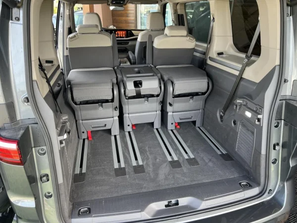 Volkswagen Multivan 1.4 TSI e-Hybrid Life DSG c/ IVA Dedutivel 15