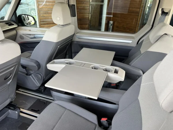 Volkswagen Multivan 1.4 TSI e-Hybrid Life DSG c/ IVA Dedutivel 22