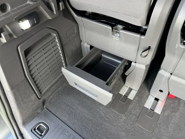 Volkswagen Multivan 1.4 TSI e-Hybrid Life DSG c/ IVA Dedutivel 24