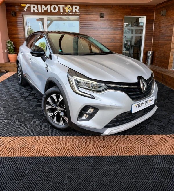 Renault Captur 1.0 TCe Techno Bi-Fuel 1