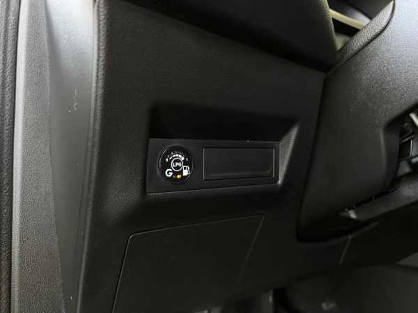 Renault Captur 1.0 TCe Techno Bi-Fuel 13