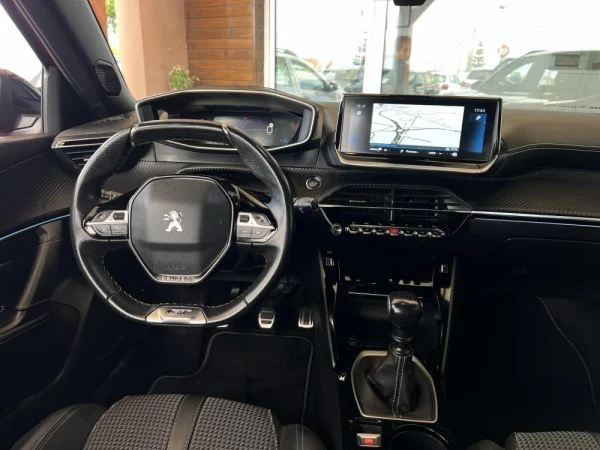 Peugeot 2008 1.5 BlueHDi GT 7