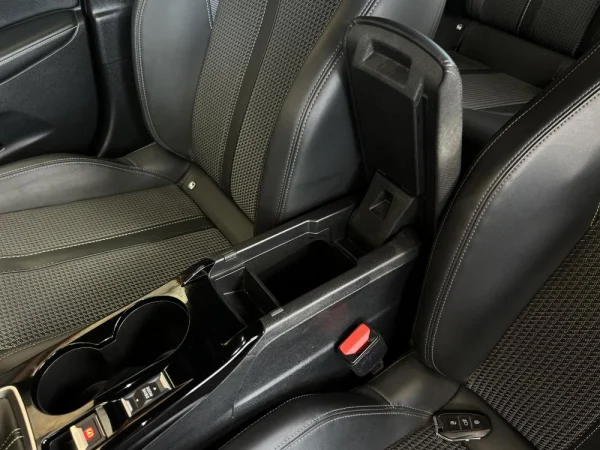 Peugeot 2008 1.5 BlueHDi GT 27