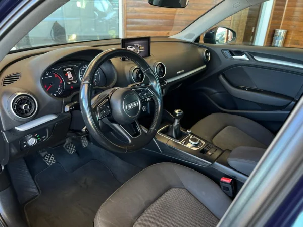 Audi A3 Sportback 1.6 TDI Advance 5