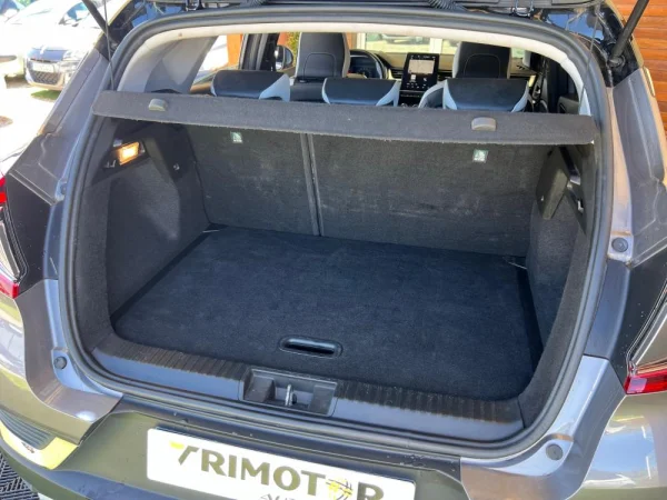 Renault Captur Techno Bi-Fuel 13