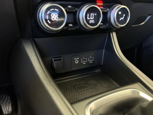 Renault Captur Techno Bi-Fuel 19