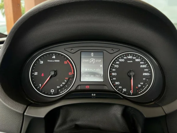 Audi A3 Cabrio 1.6 TDi Design 15