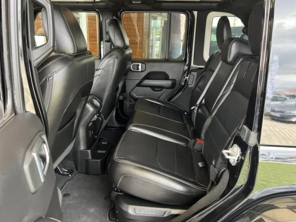 Jeep Wrangler Unlimited 2.0 TG 4xe Sahara c/ IVA Dedutivel 7