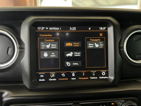 Jeep Wrangler Unlimited 2.0 TG 4xe Sahara c/ IVA Dedutivel 29