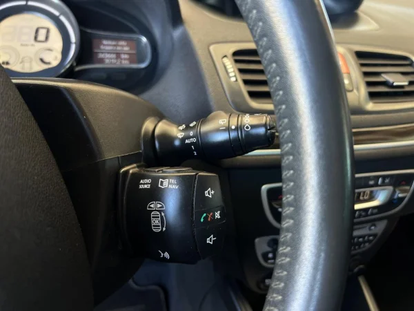 Renault Mégane 1.5 dCi Dynamique S 12