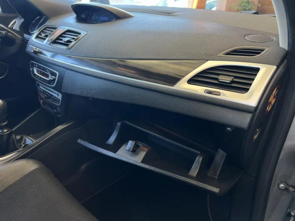 Renault Mégane 1.5 dCi Dynamique S 17