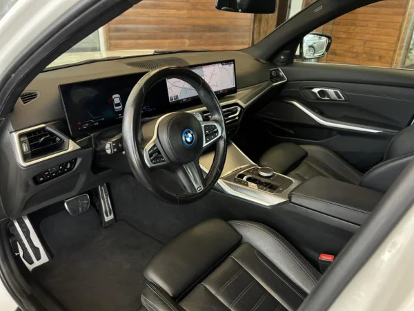 BMW 330 Pack M C/ Iva Dedutivel 5