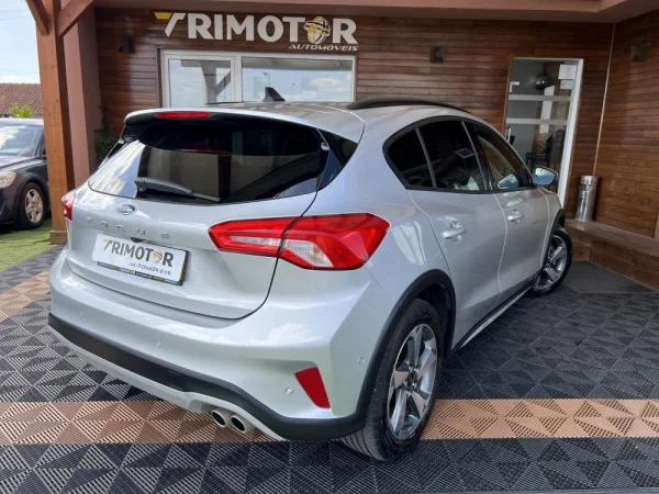 Ford Focus 1.5 TDCi EcoBlue Active X 3