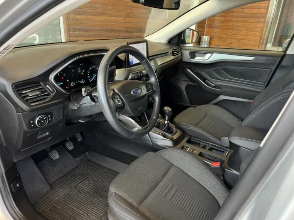 Ford Focus 1.5 TDCi EcoBlue Active X 5
