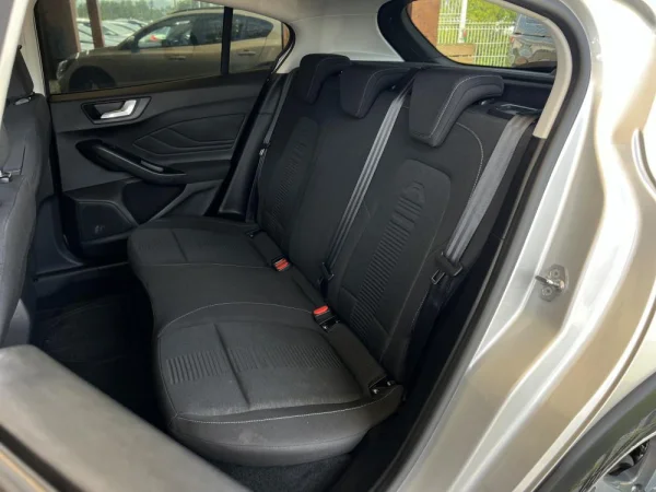 Ford Focus 1.5 TDCi EcoBlue Active X 10