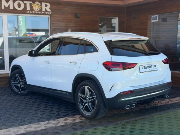 Mercedes-Benz GLA 180 d AMG Line 3
