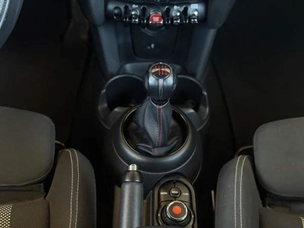 MINI 3 Portas ONE 1.5 Kit John Cooper Works 18