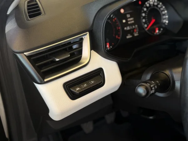 Renault Clio 1.0 TCe Limited 17