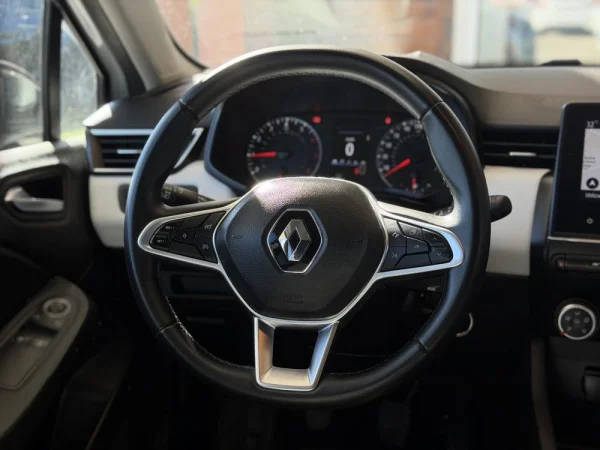 Renault Clio 1.0 LPG Limited 11