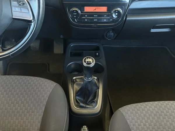 Mitsubishi Space Star 1.2 Intense 13
