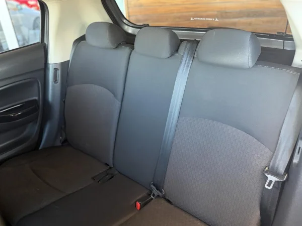Mitsubishi Space Star 1.2 Intense 21