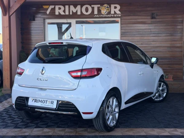 Renault Clio 0.9 TCE Limited 5