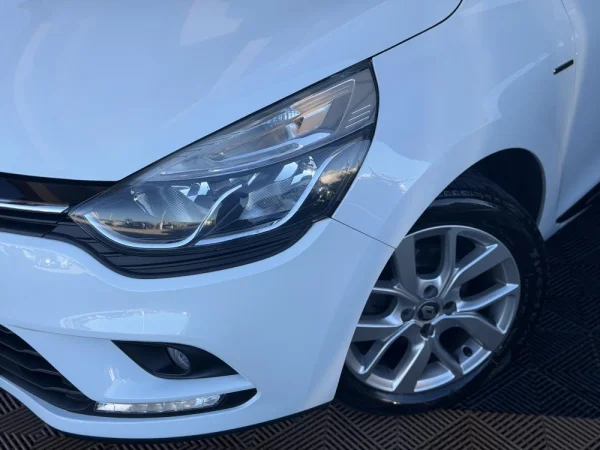 Renault Clio 0.9 TCE Limited 6