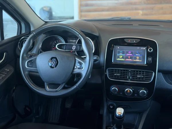 Renault Clio 0.9 TCE Limited 8