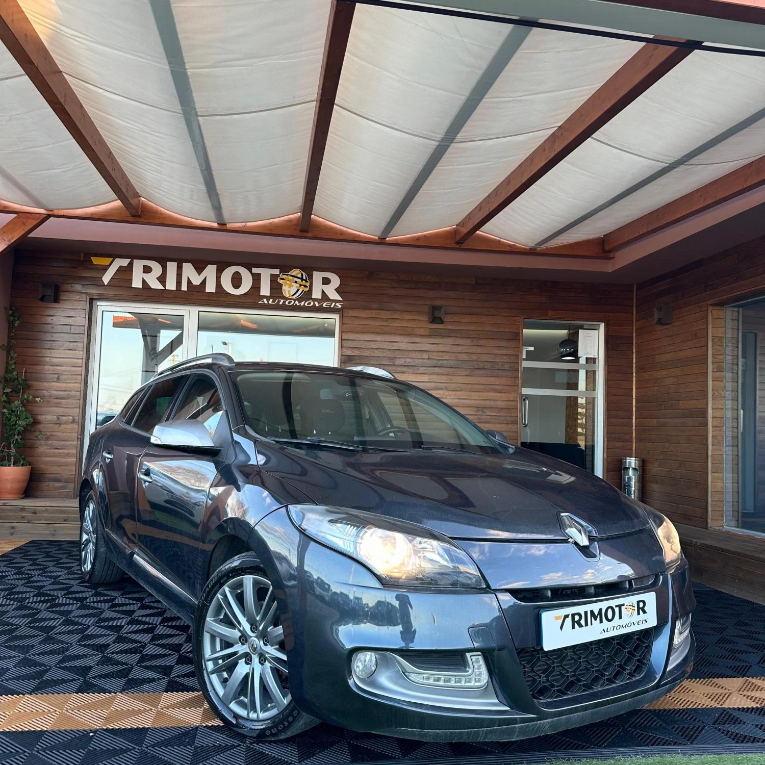 Renault Mégane Sport Tourer 1.5 dCi GT Line EDC 1