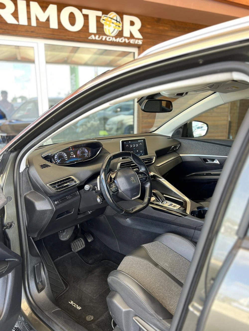 Peugeot 3008 1.5 BlueHDi Allure EAT8 5