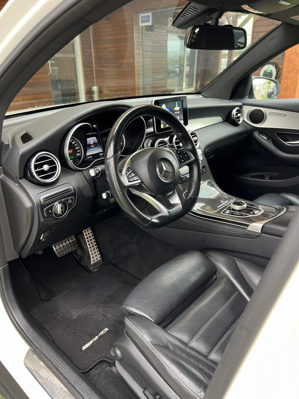 Mercedes-Benz GLC 220 d Coupe 4Matic 9G-TRONIC AMG Line Coupe 5