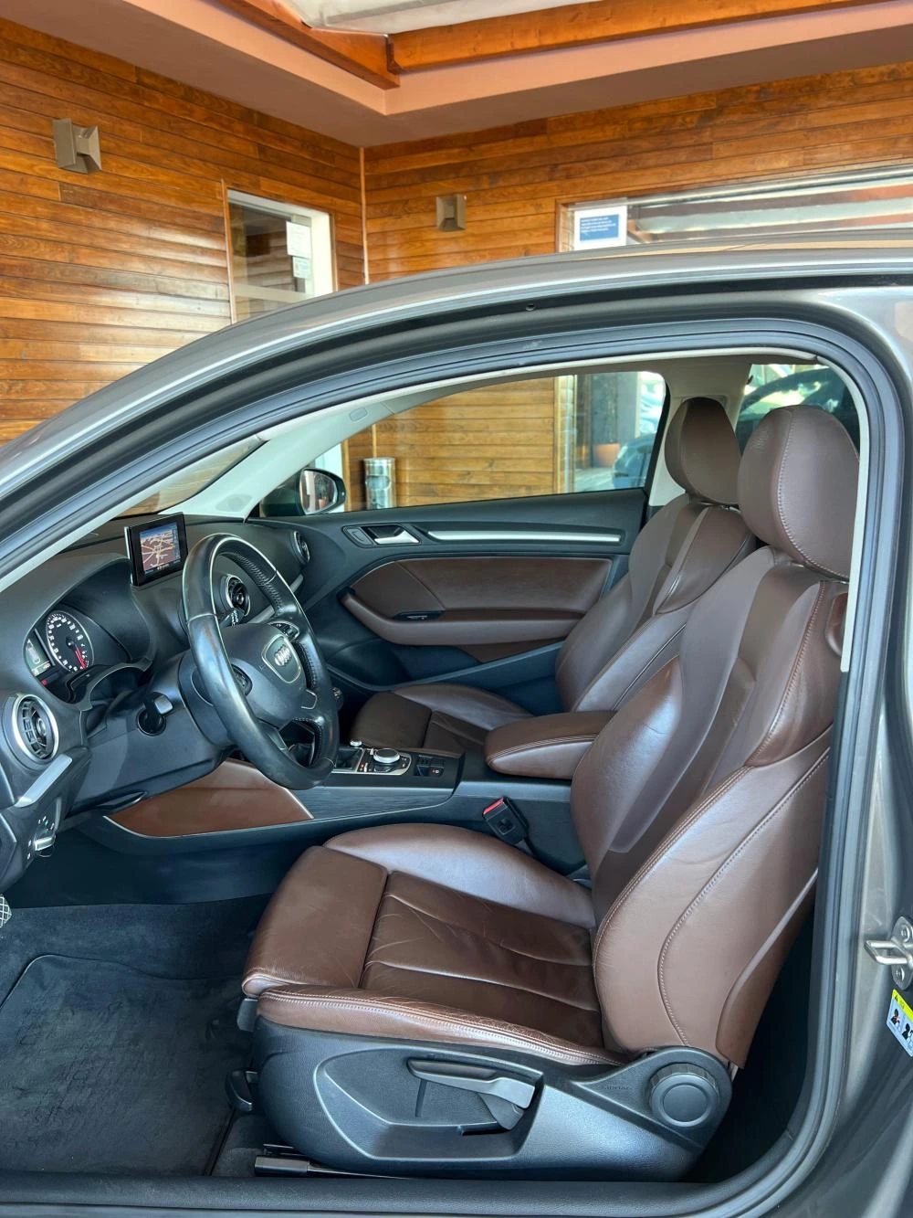 Audi A3 1.6 TDI S-line 6
