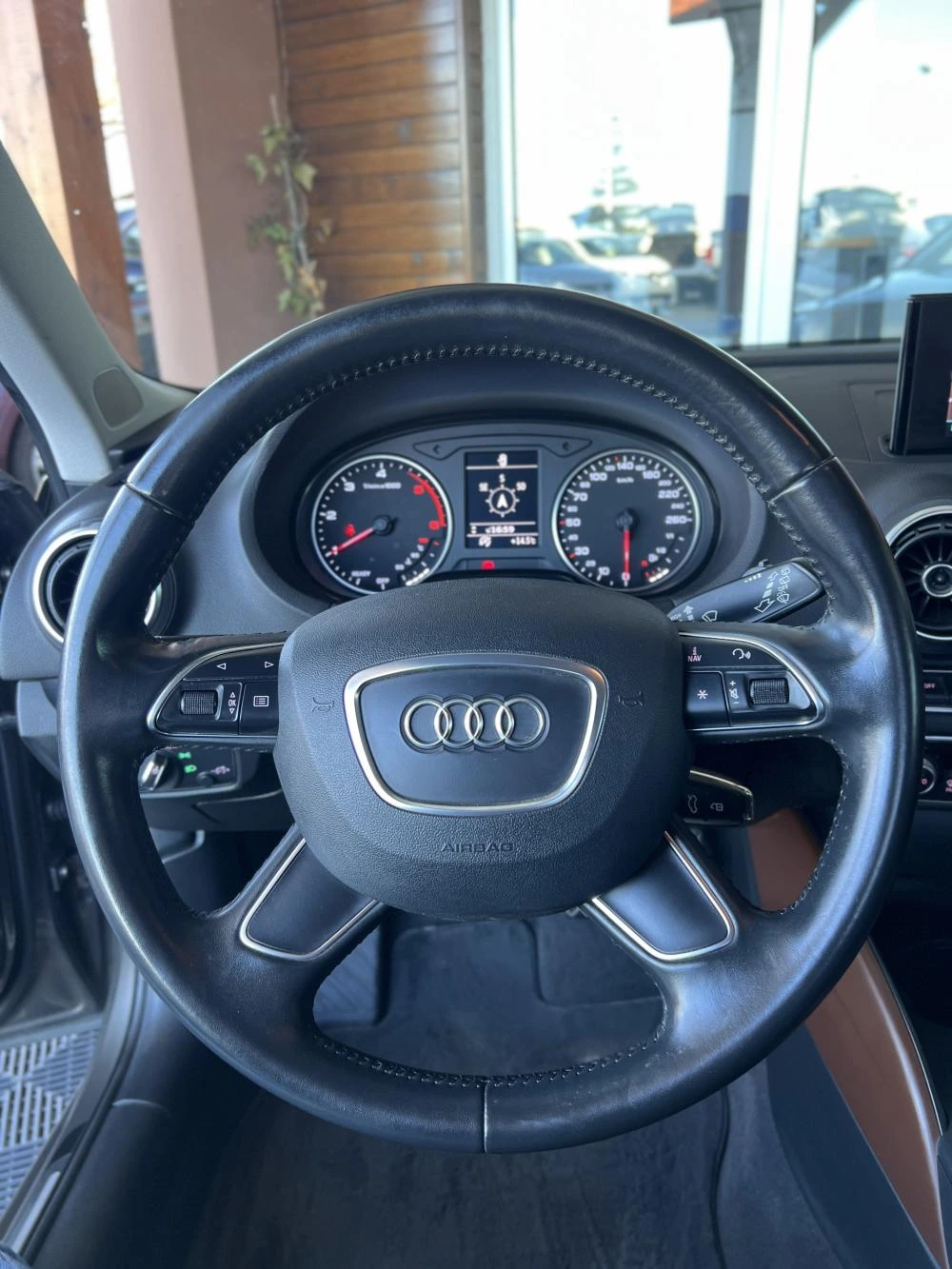 Audi A3 1.6 TDI S-line 12