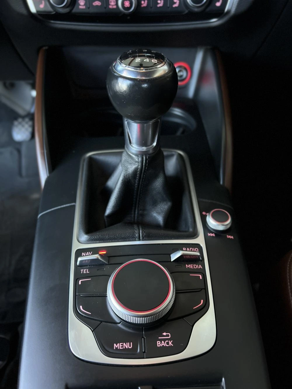Audi A3 1.6 TDI S-line 14