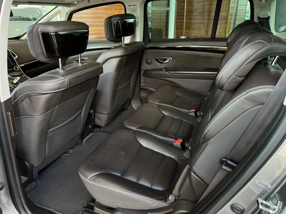 Renault Espace 1.6 dCi Initiale Paris EDC 9