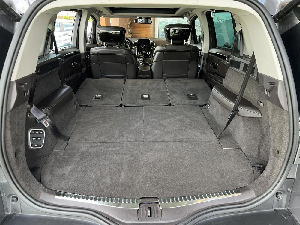 Renault Espace 1.6 dCi Initiale Paris EDC 19