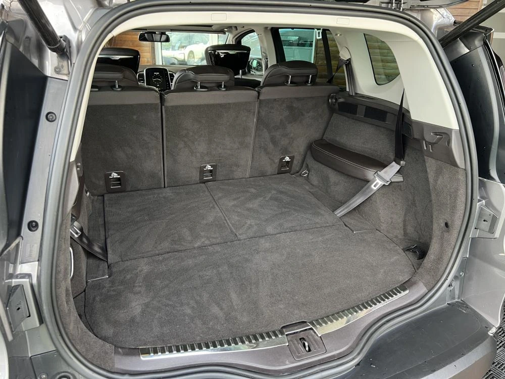 Renault Espace 1.6 dCi Initiale Paris EDC 20