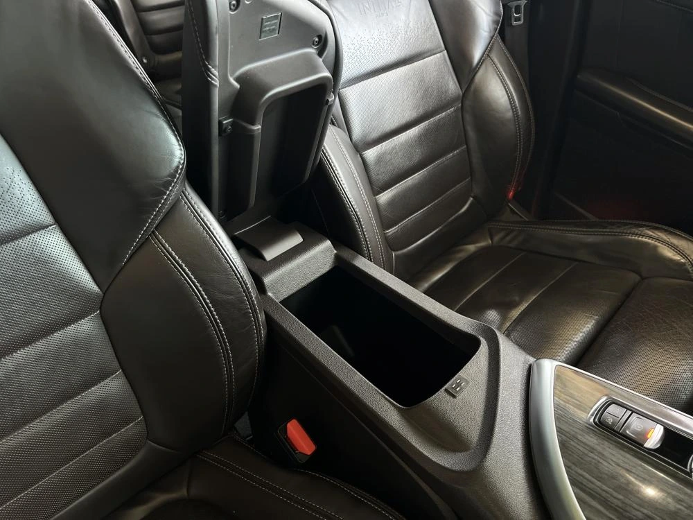 Renault Espace 1.6 dCi Initiale Paris EDC 39