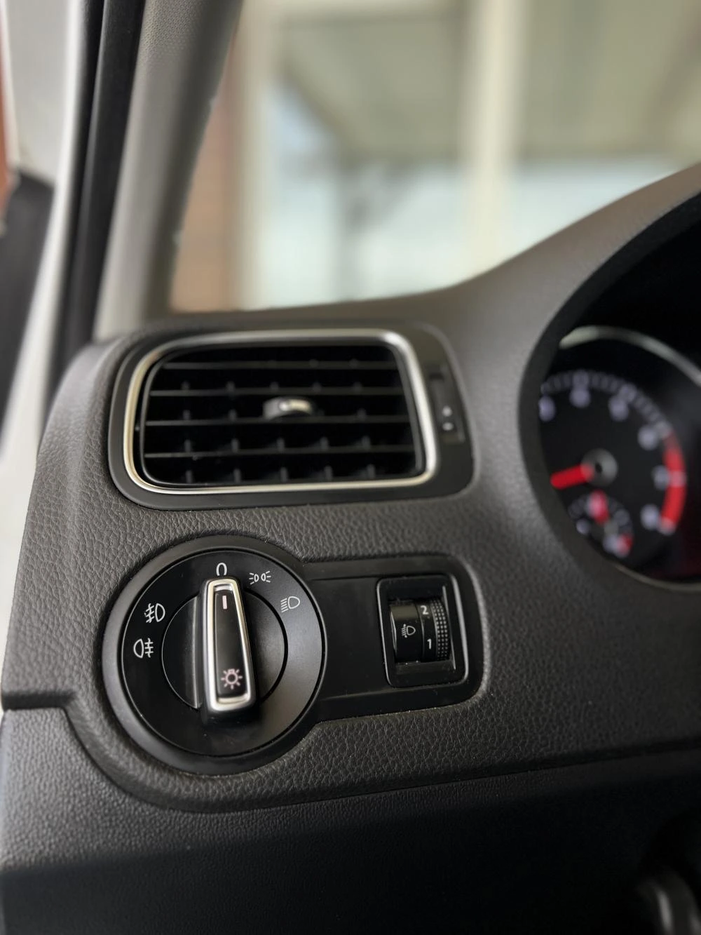Volkswagen Polo 1.0 Confortline 11